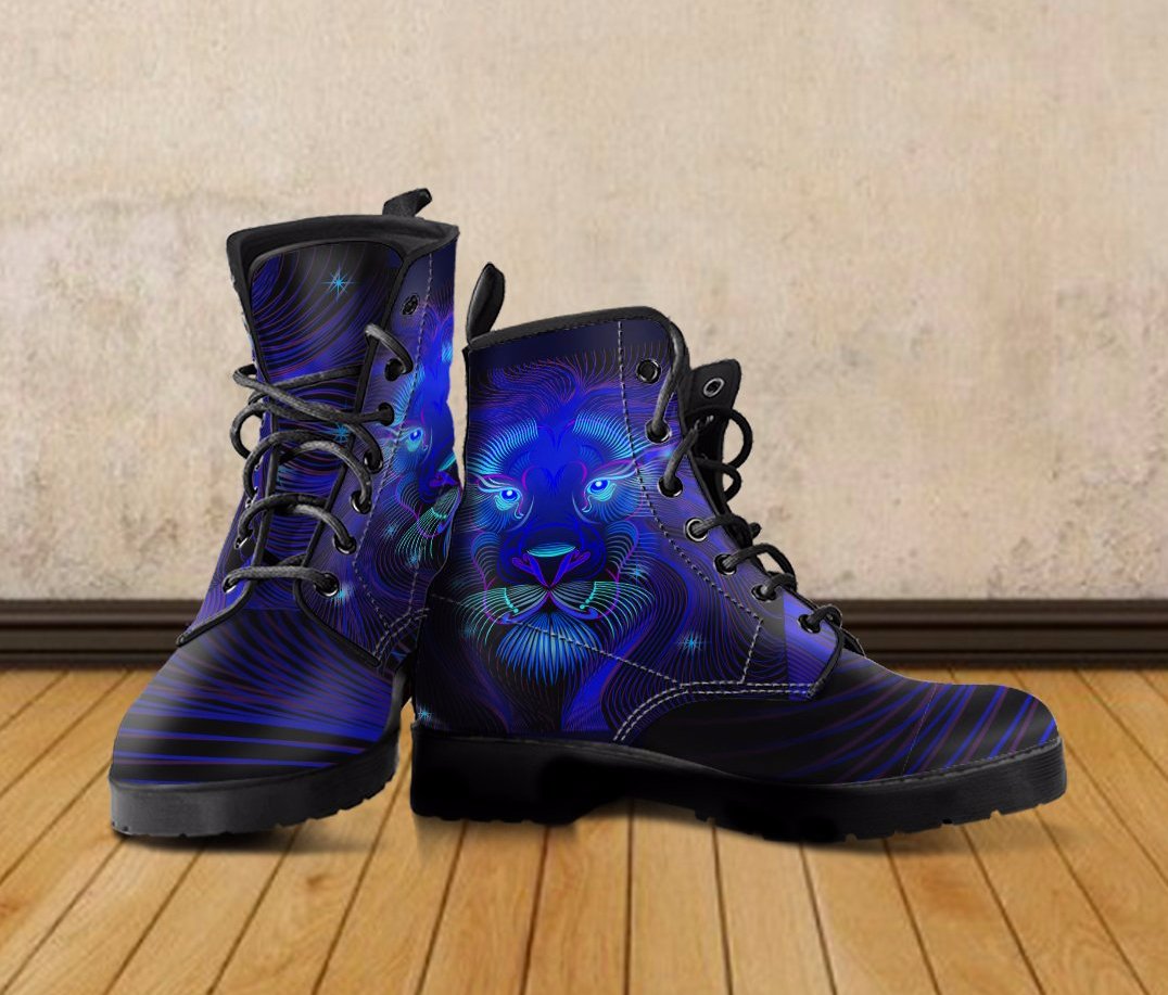 Galaxy Lion Boots | woodation.myshopify.com