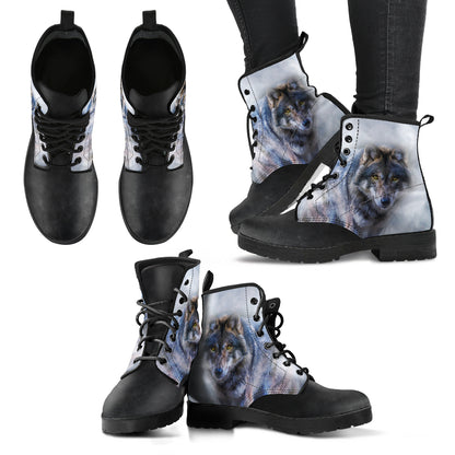 Wolf Love Boots | woodation.myshopify.com
