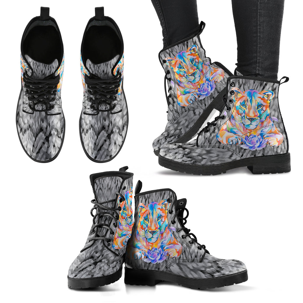 Watercolor Lioness Boots | woodation.myshopify.com