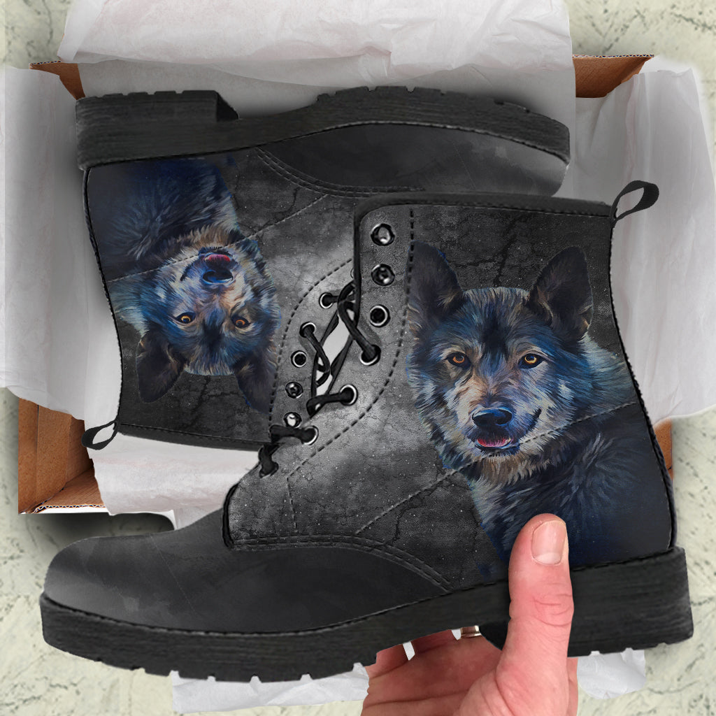 Wild Wolf Boots | woodation.myshopify.com